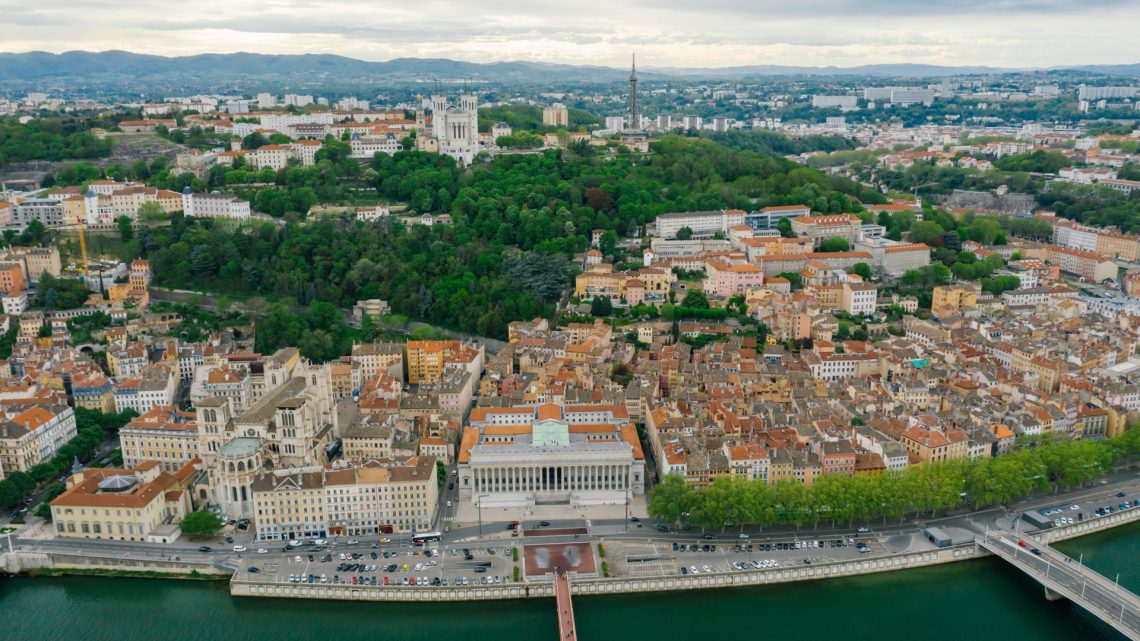 Découvrir Lyon : entre appartements hôtels et locations Airbnb
