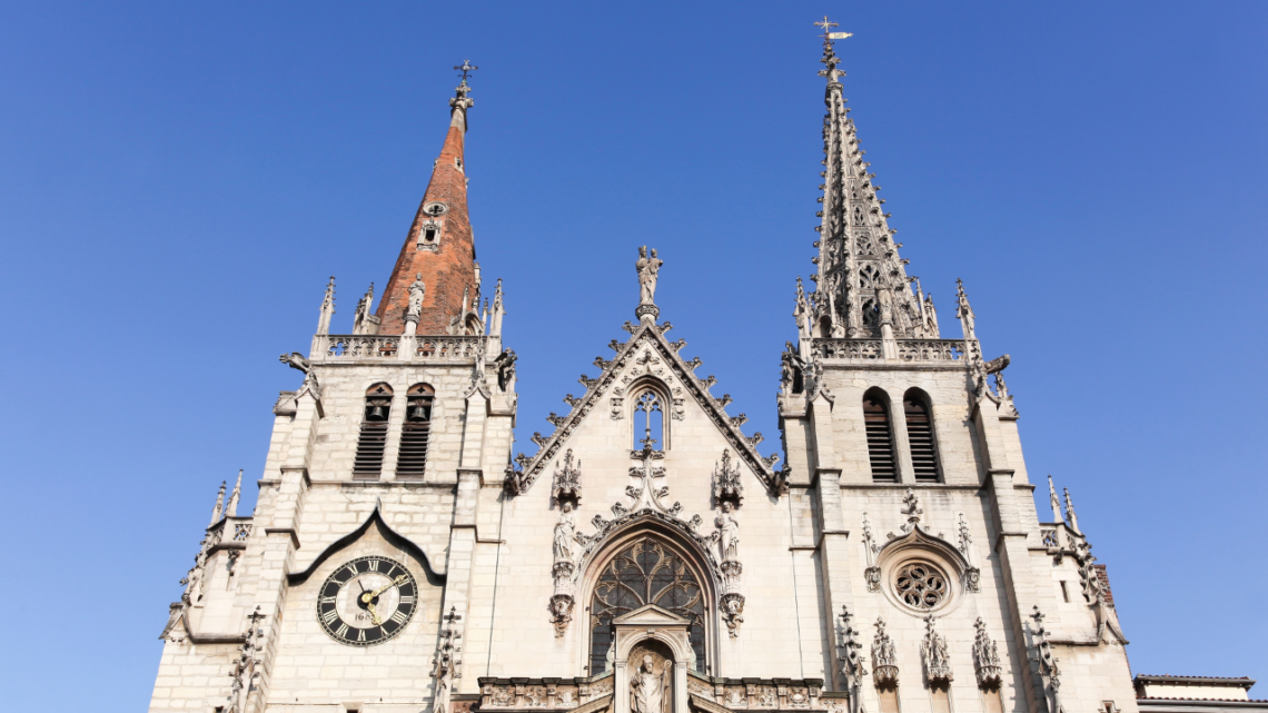 L’église Saint-Nizier de Lyon : un joyau architectural au cœur de la presqu’île